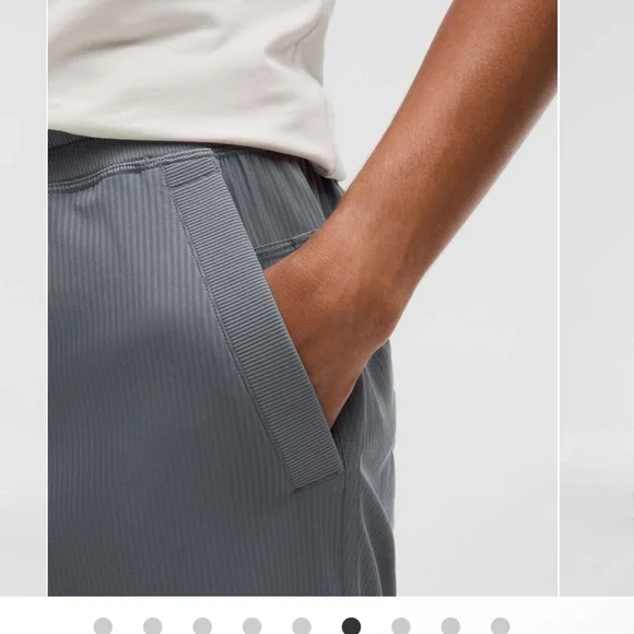Lululemon Dance Studio Relaxed-Fit Mid-Rise Cargo Pant
Oil Grey - Picture 8 of 13